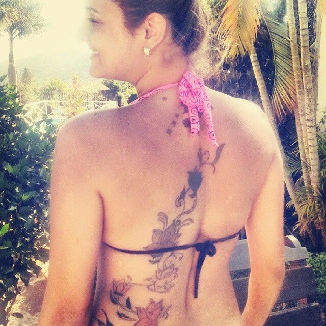 Noivas tatuadas. - 1