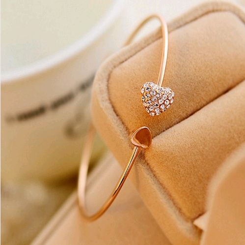 A pulseira :)