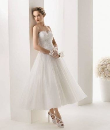 Vestido Midi (estilo anos 60)