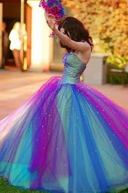 Vestido nada tradicional e lindo!