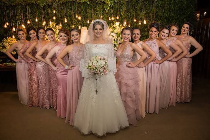 Decoração e vestido madrinhas 🤷 - 3