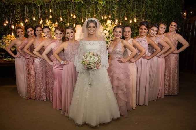 Decoração e vestido madrinhas 🤷 - 3