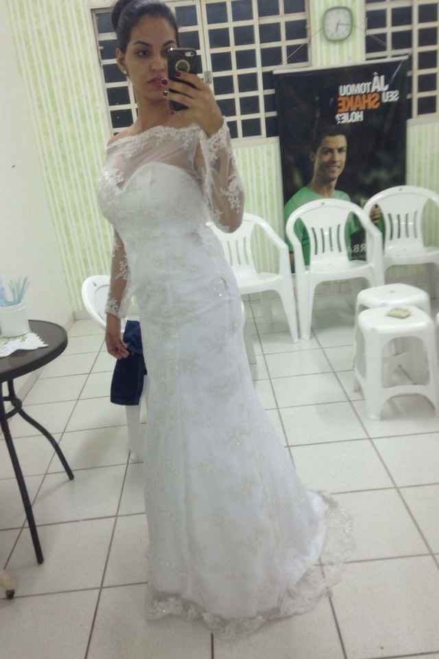 genteee esse é meu vestido que ainda não esta pronto eu pedi para ele me entregar na semana do casam