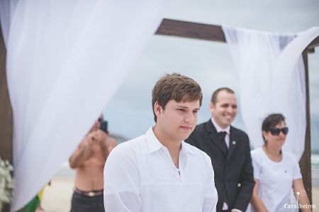 olha o noivo gente