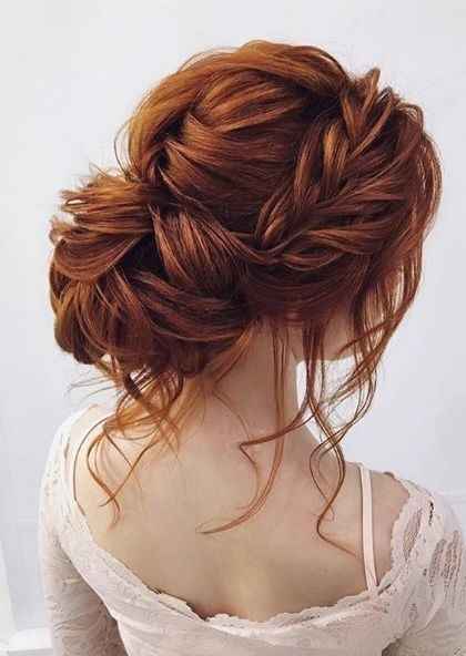 Penteado para o casamento: coque com flor - 1