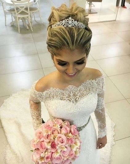Penteado preso ou solto para noivas? - 3
