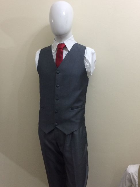 Escolhi a roupa dos padrinhos - 2