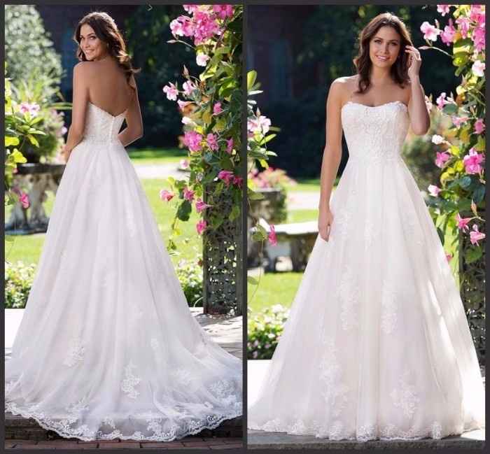 O vestido de noiva 1) O vestido de noiva da Renata 2) O vestido de noiva da Cintia 3) O vestido de n