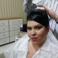 de longe