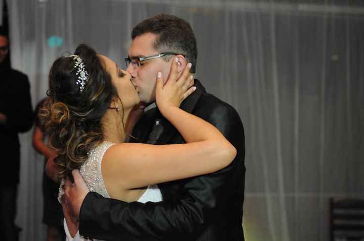 Beijos depois da dança!!! rsrs