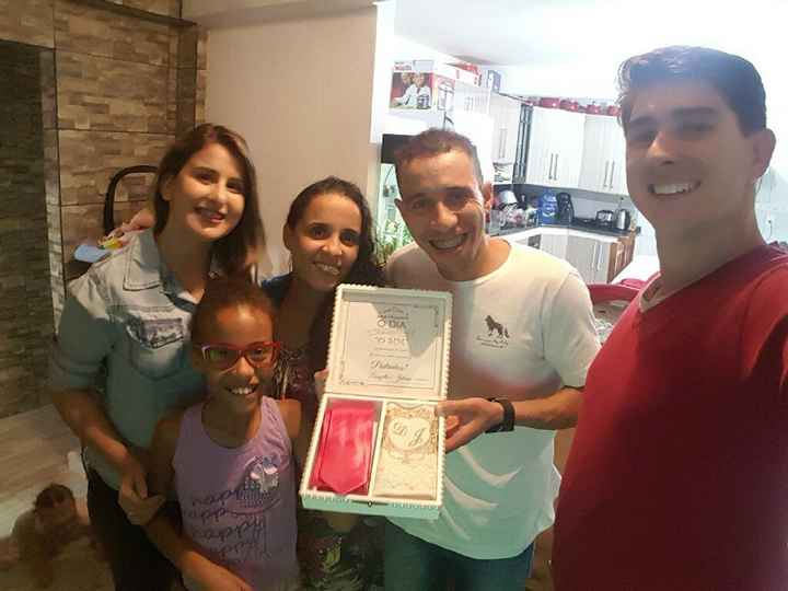 A entrega dos convites para os padrinhos.. - 1