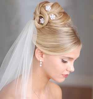 Cabelo de noiva preso