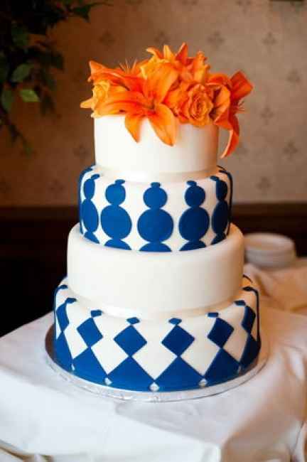 Azul com laranja