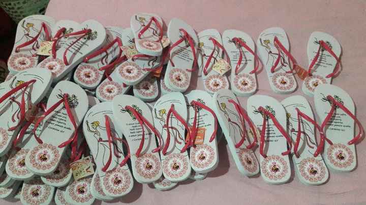 Chegou os Chinelos Personalizados Para as Madrinhas.. Venham Ver ❤😍 - 1