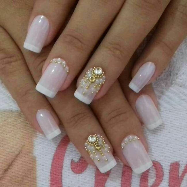 Qual a cor das suas unhas? - 1