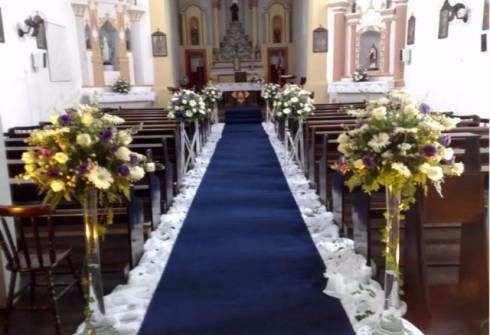 Decoração igreja arranjos simples