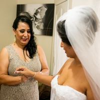 Últimos detalhes com a mamãe 