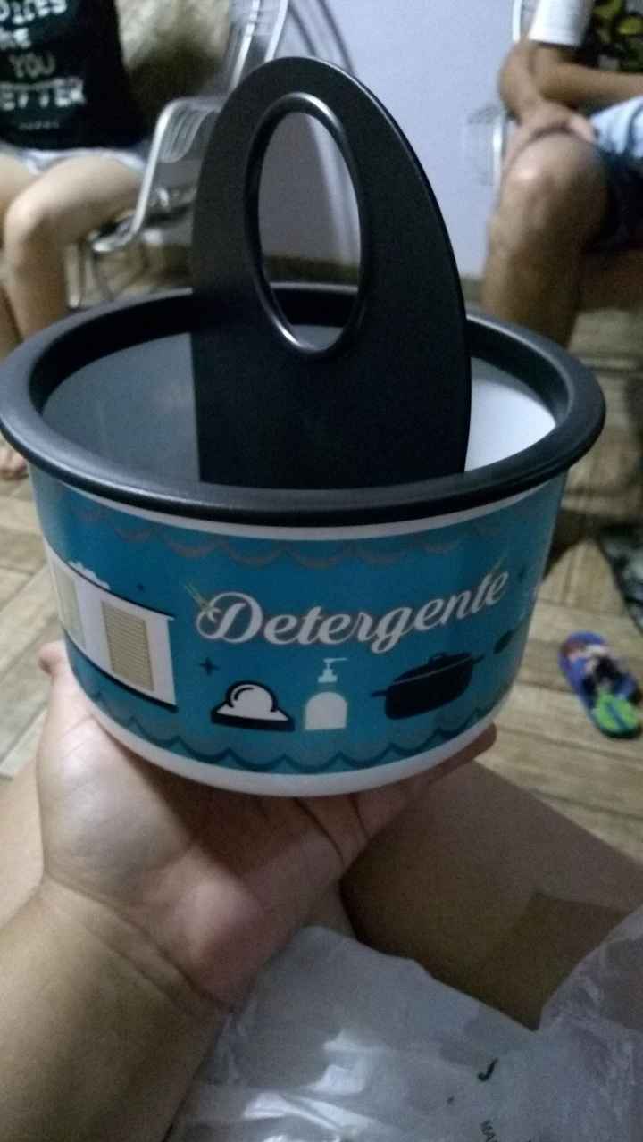 tupperware