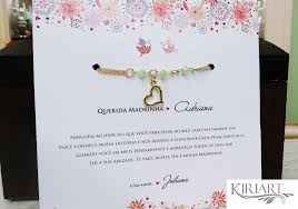 Colares ou pulseiras personalizadas