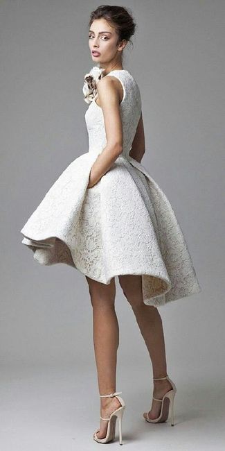Vestido curto. - 1