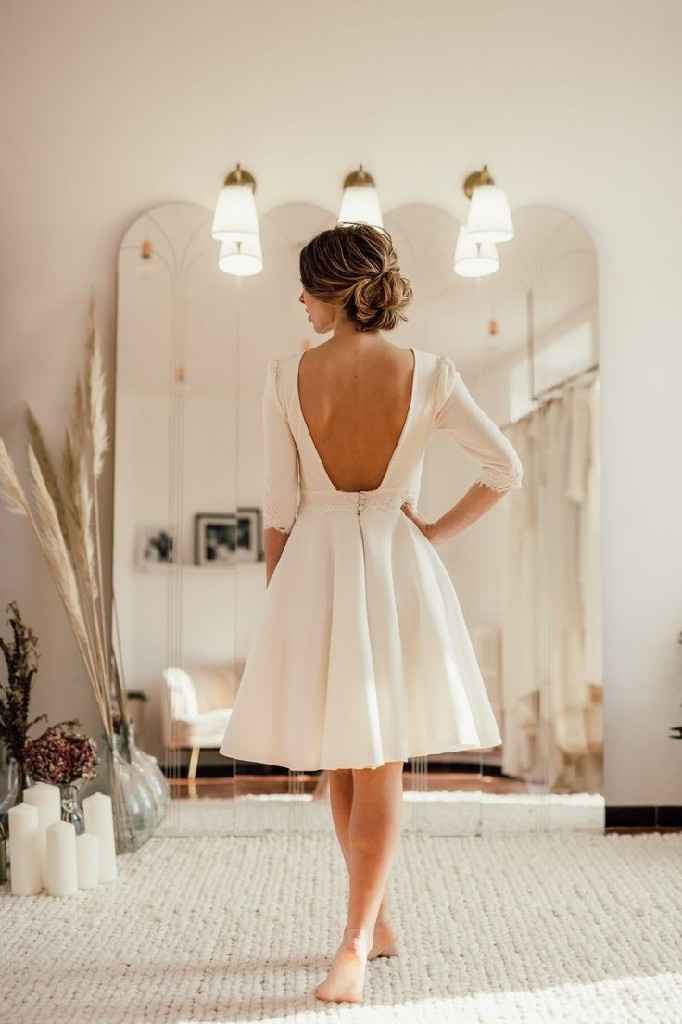 Vestido curto. - 2
