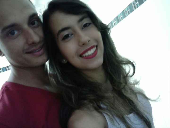 A primeira foto com o seu futuro marido - 1