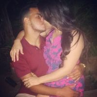 Uma foto que descreva o casal. - 1