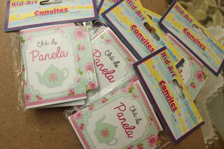 Eram os convites inicias, mas eu to querendo vender porque agora não chamarei de ''Chá de Panela'' m