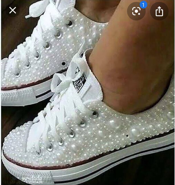 Cadê as noivas que sonham em casar de all star? 😍 3