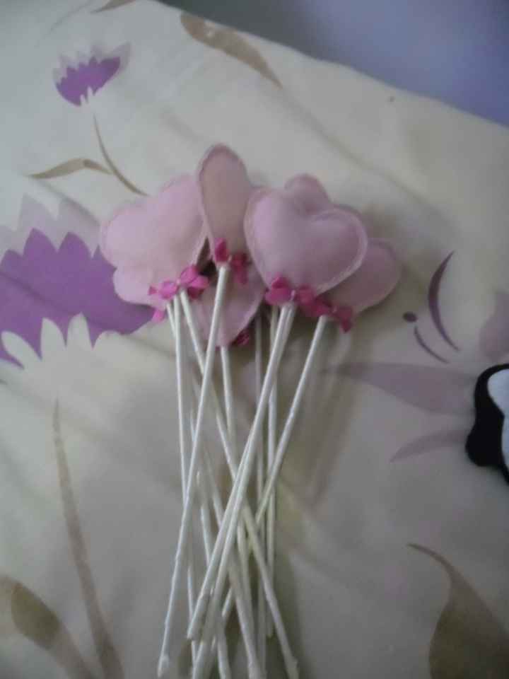 Buque de corações rosa