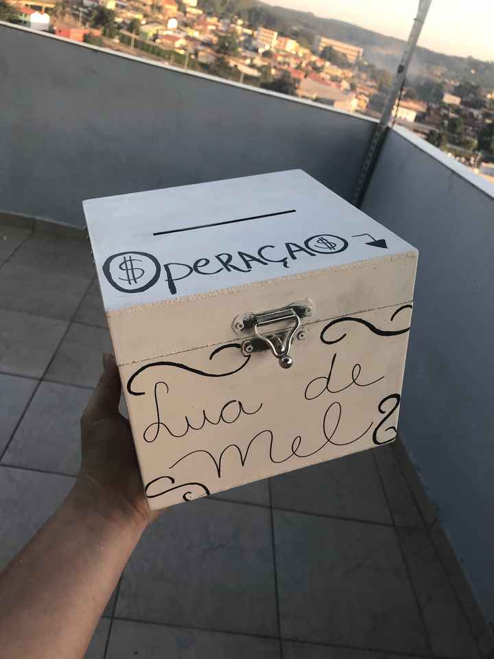 As caixinhas dos pajens, daminhas, farmacinha e a urna pra arrecadar dindin pra lua de mel #vemver -