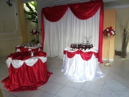 Decoração em Vermelho e Branco - 1