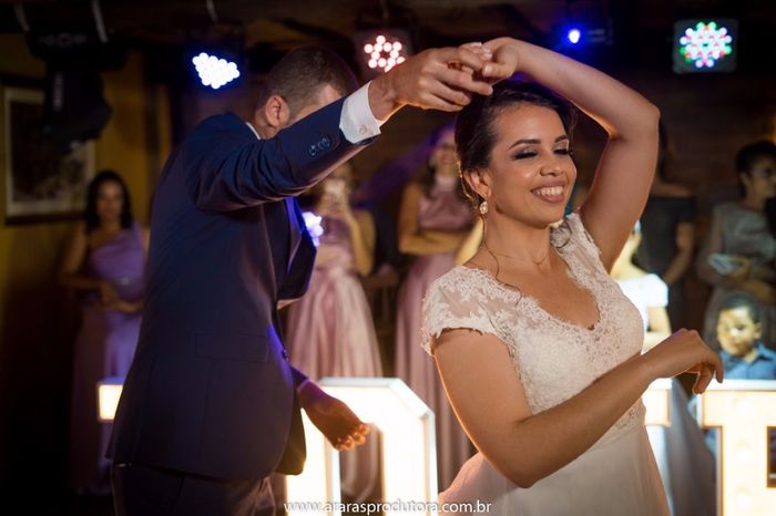 Nossa primeira dança casados.(3)