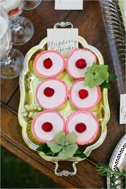 e esses aqui? me deu água na boca! Apresentação é tudo quando o assunto é doces!