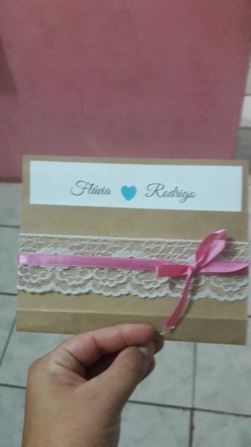 De que cor serão os seus convites de casamento? - 1