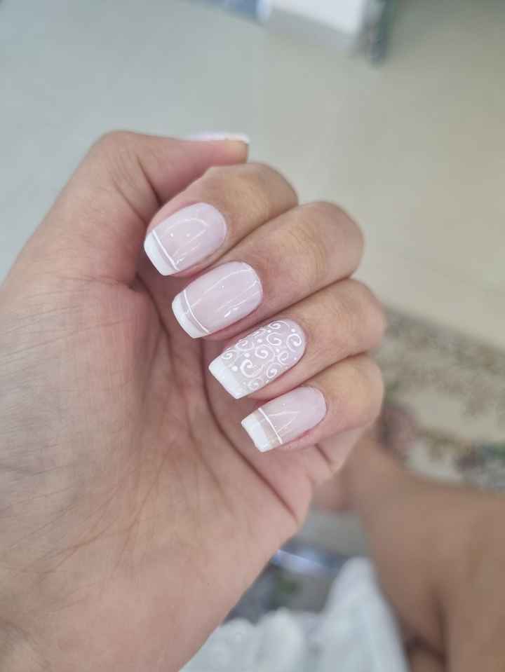 Qual unhas vocês preferem? - 1