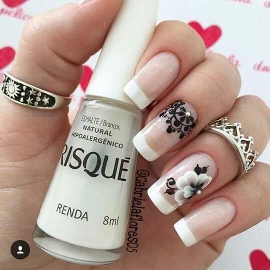 decorado com preto ou outra cor