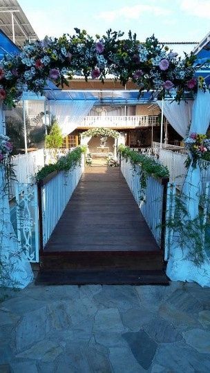 ...........................