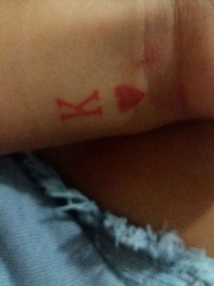 Vem ver nossa tatuagem - 1