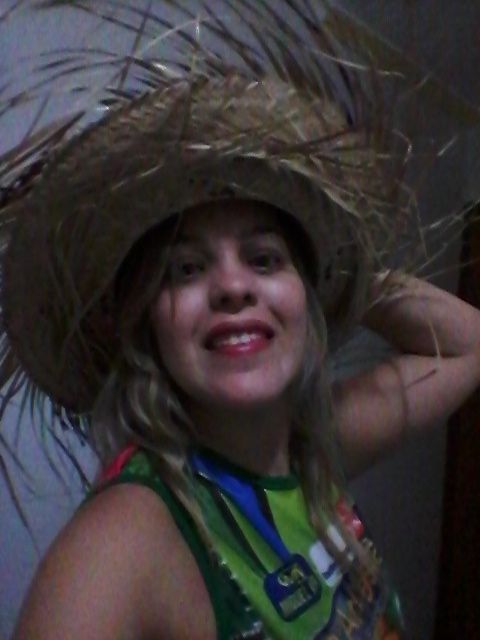 Bom sao joao meninasss... curtindo com maridao em Inhambupe Bahia - 2