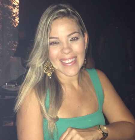 Comemorando 1 ano e 4 meses casada - 2