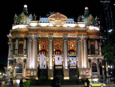 Teatro Municipal à noite
