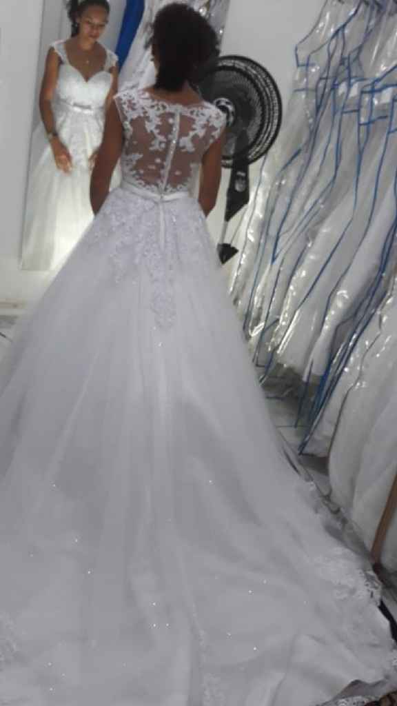 Dá para se divertir aproveitar a festa usando um vestido princesa? - 1