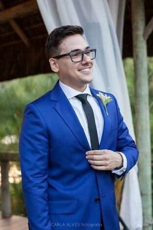 Terno azul ou preto? #escolhaoseupreferido - 1
