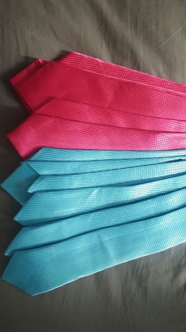 Comprando as gravatas e corsages - 2