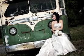 Essa ideia esta nos meus planos!!! Trash The Dress