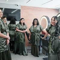 Ainda sobre o Dia da Noiva no salão com as madrinhas. - 2
