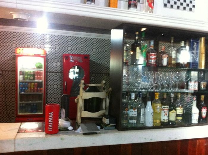 O bar do restaurante (Ta mais bonito agora pelo o que minha mãe falou)