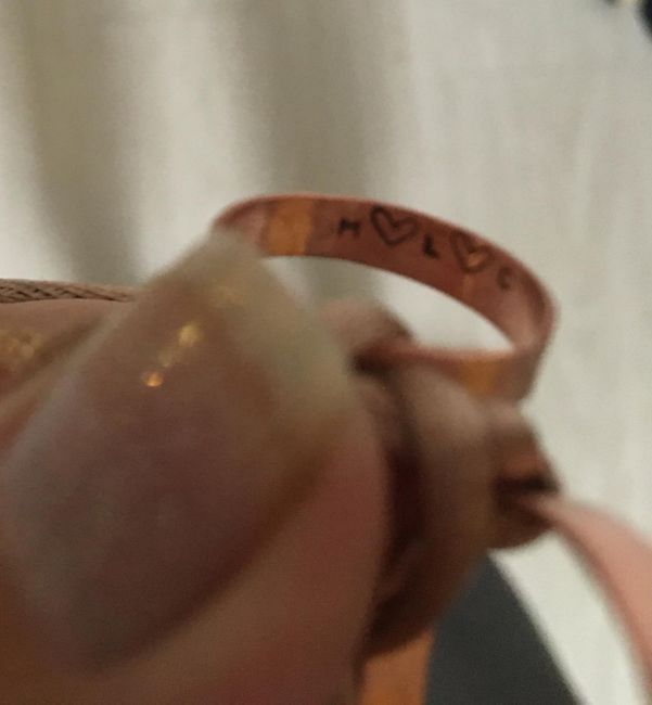 o que vocês gravaram ou pretendem gravar na aliança de casamento? - 3