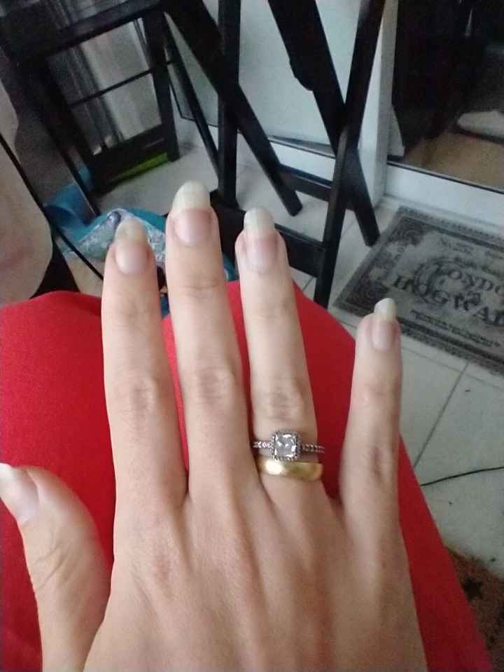 Anel de noivado: prata ou dourado? - 1